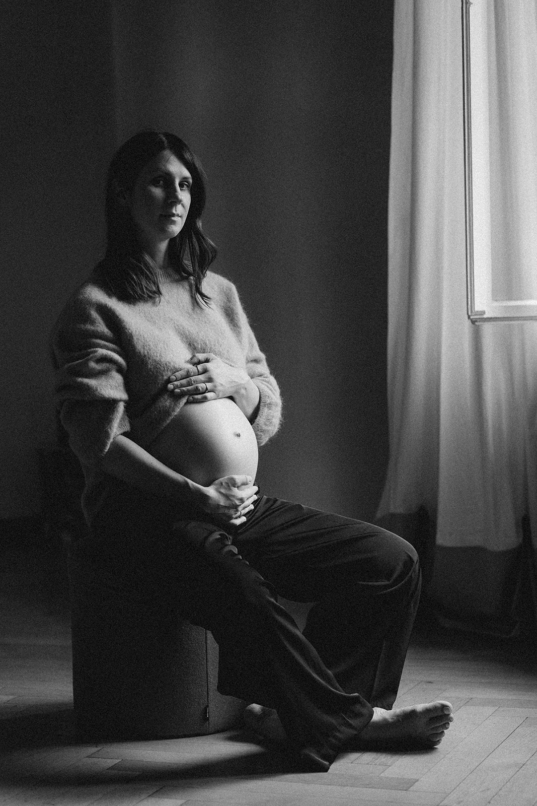 Anne - Zwischen Jetzt und Bald Geburt in Geburtspool - Geburtsfotografie Hausgeburt